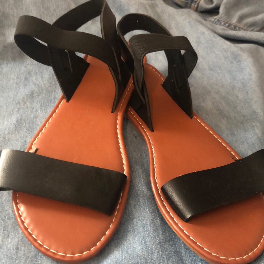 Ladies sandals